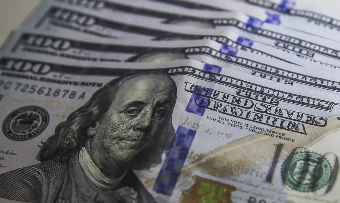 dolar moeda 0803221211