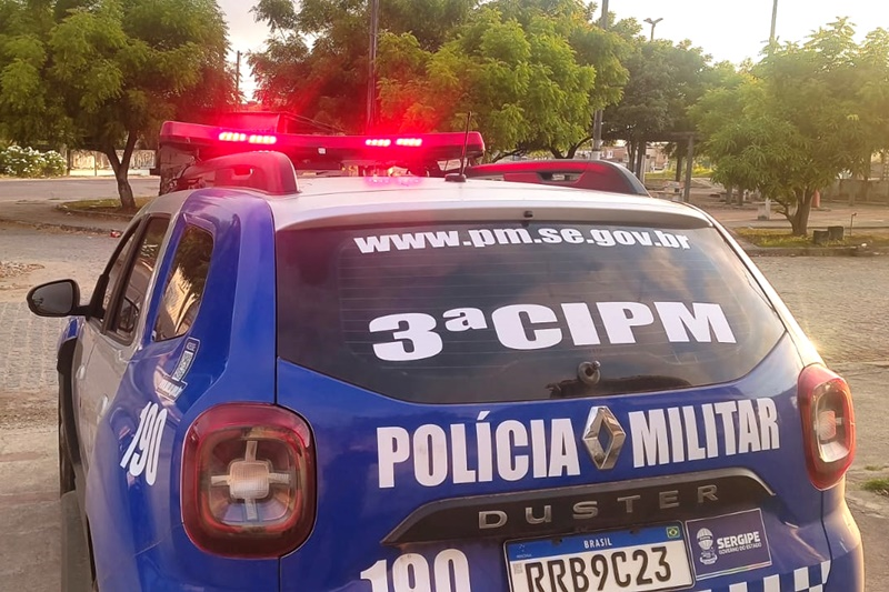 PM recupera veículo com restrição de roubo em Riachuelo