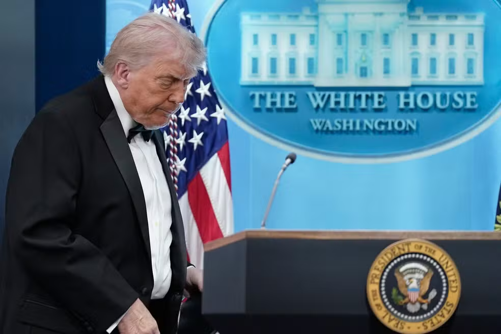 Trump se manifesta após incidente em jantar e sinaliza fim do conflito com o Irã