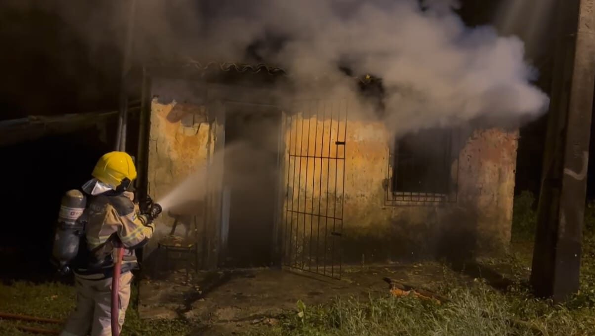 incendio barracaodefogosdeartificio fotocbmse e1775908323195
