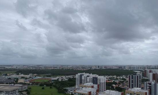 Sergipe segue em estado de atenção por chuvas fracas a moderadas até sábado
