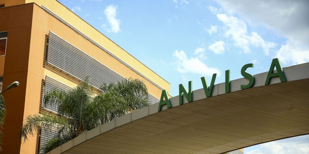 Anvisa suspende venda e uso de lote de dexa