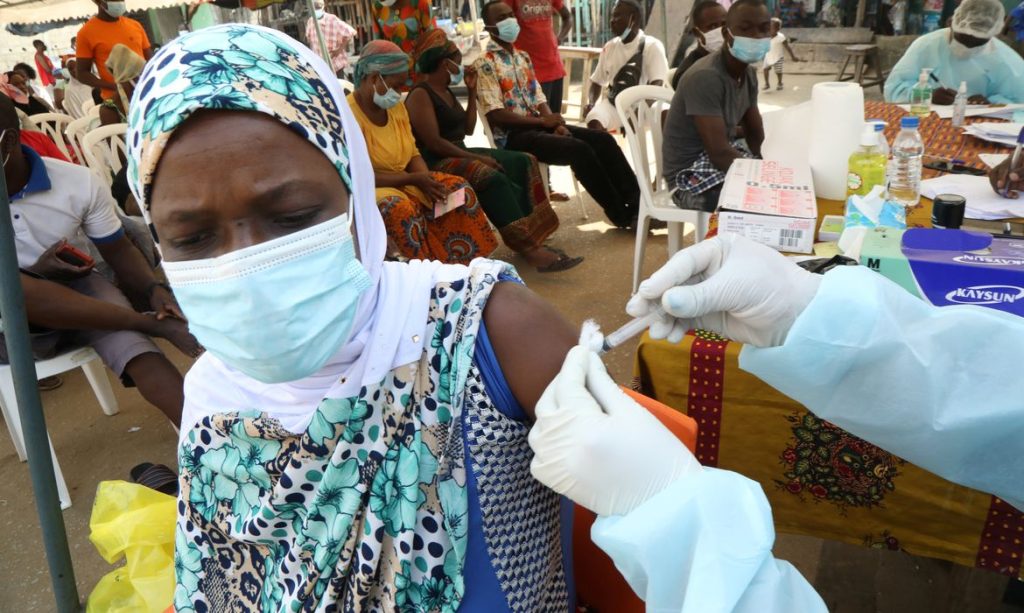 2021-08-17t184152z_90161753_rc247p9agz2a_rtrmadp_3_health-ebola-ivorycoast-guinea