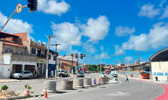 Obras em semáforo provocam mudanças no tráfego da Avenida Visconde de Maracaju