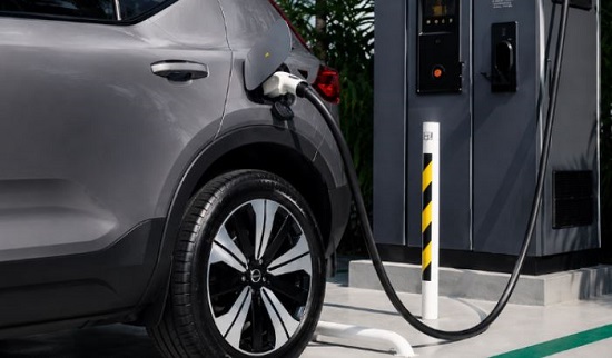 Inmetro avança em estudos para regulamentar baterias e pontos de recarga de veículos elétricos