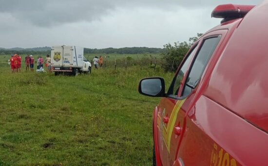 Corpo de idoso de 63 anos é encontrado em área de pântano em Pacatuba