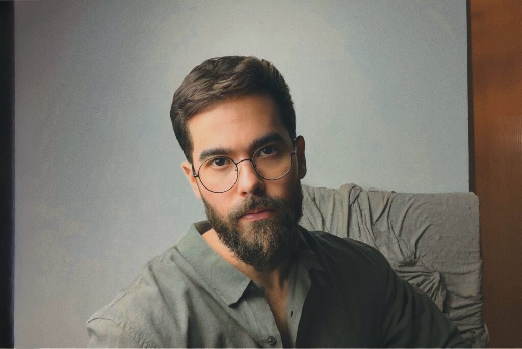 Psicanalista alerta para o romance sob demanda