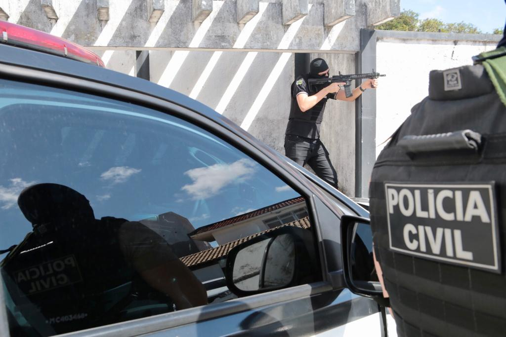 DHPP prende homem investigado por feminicídio ocorrido no bairro Olaria, em Aracaju