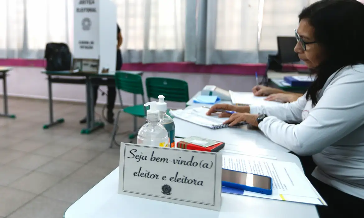 mesariovoluntario_fotopaulopinto_ebc