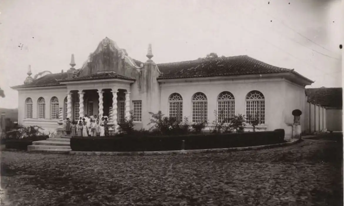 pavilho-do-hospital-colnia-de-barbacena-foto-arquivo-pblico-mineiro-630x461-1
