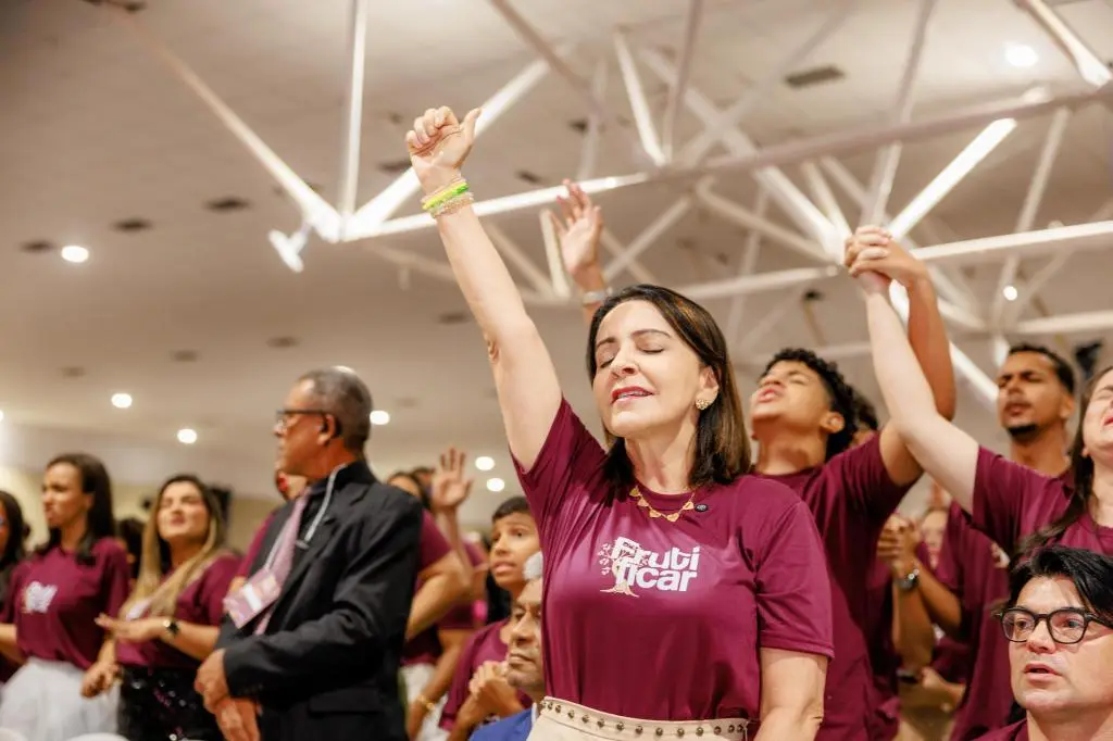 Prefeita Emília participa do Congresso Estadual de Jovens da Assembleia de Deus em Sergipe