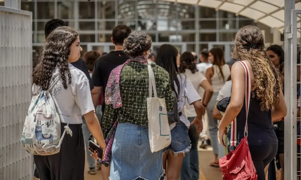 MGI publica portaria que autoriza nomeação de 172 aprovados no CNU 2025