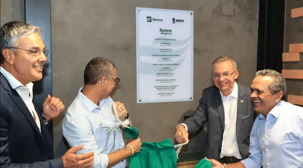 Governo de Sergipe e Banese inauguram unidade Banese +Negócios no CentroSul Shopping, em Lagarto
