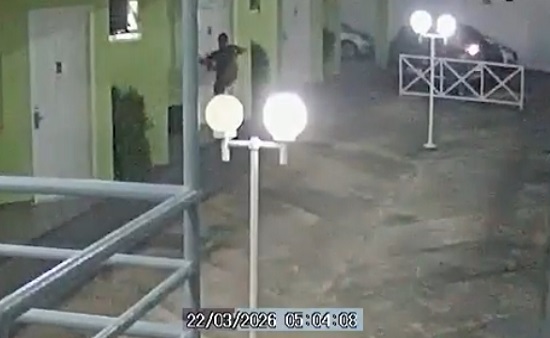 tiago_sostenes_arromba_porta_hotel_foto_video_divulgacao_mpe_260526