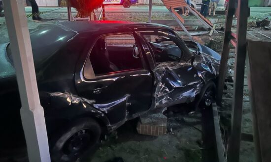 Motorista é hospitalizado após sair da pista na SE-170, em Lagarto