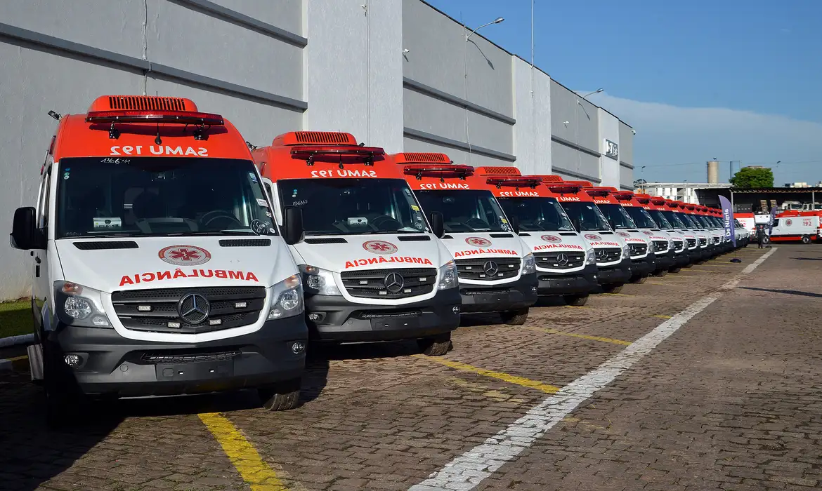 Correios farão logística de distribuição de 5.655 veículos do PAC Saúde para estados e DF 2 1093178-rvrsa_abr20171004_0135_1