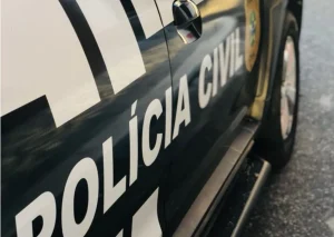 Polícia Civil prende mulher investigada por tentativa de homicídio contra companheiro idoso em Pirambu