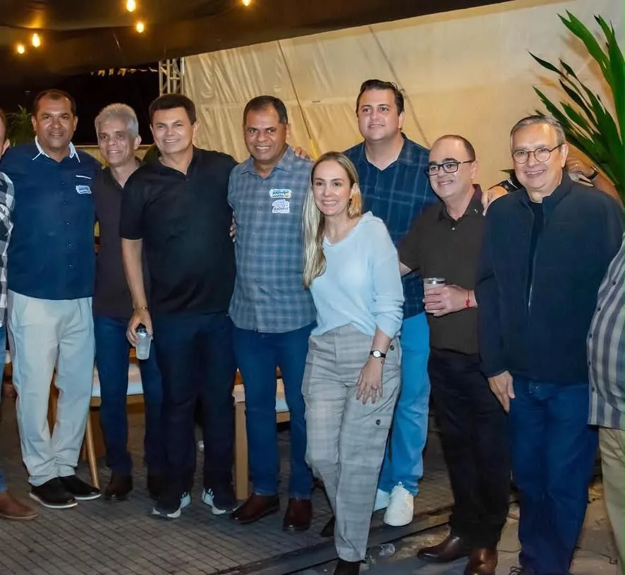 Prefeito Cristiano Viana participa de evento em Pinhão ao lado de Valmir de Francisquinho