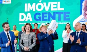 Governo anuncia nova destinação de 1,9 mil imóveis da União para regularização e uso social