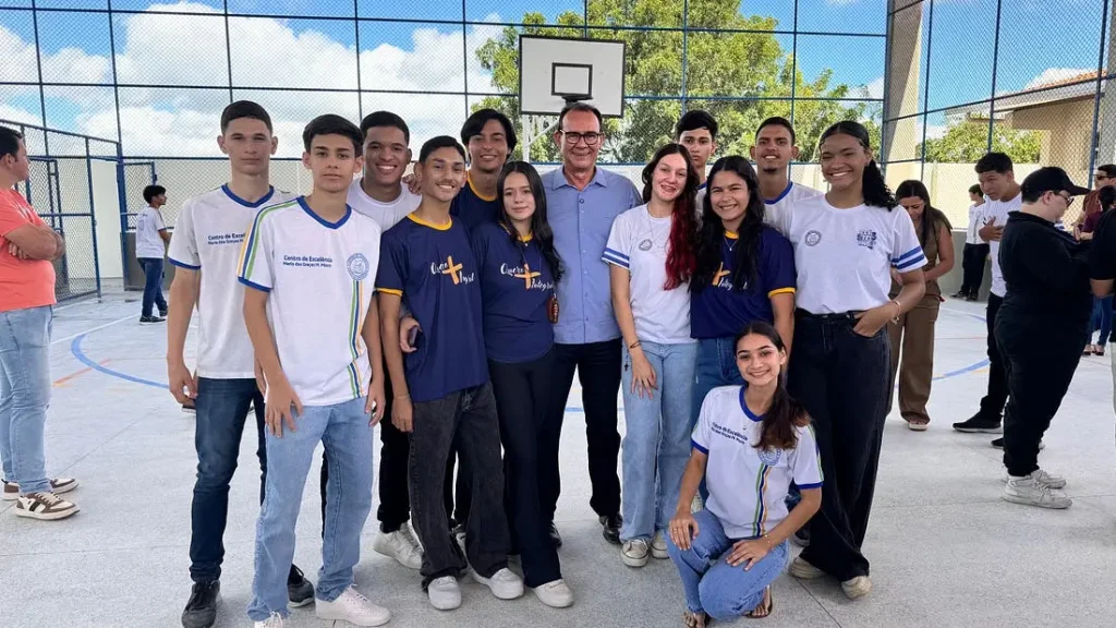 Zezinho Sobral participa da entrega do Centro de Excelência em Itabi após reforma completa