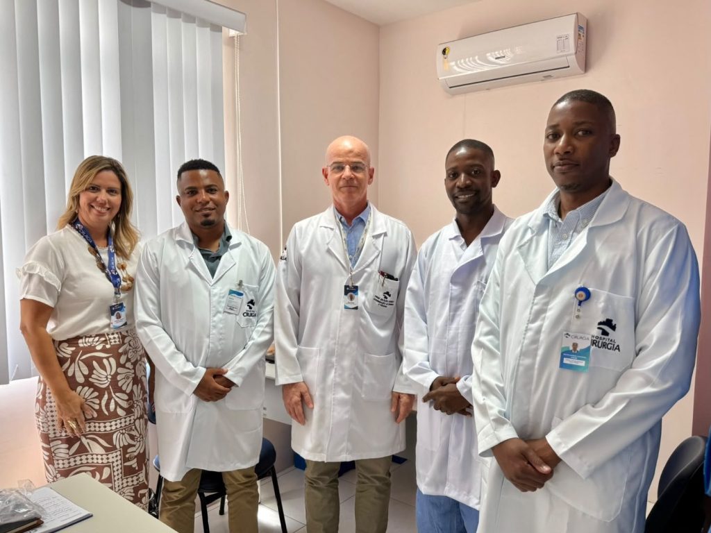 Hospital de Cirurgia é escolhido para programa internacional e capacita médicos angolanos