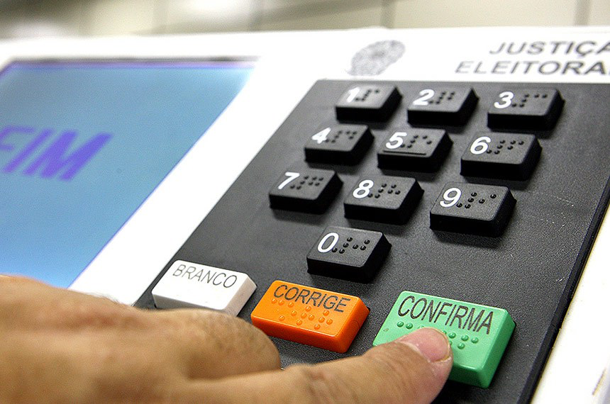 TRE-SE proíbe divulgação de pesquisa do Instituto CTAS por irregularidades