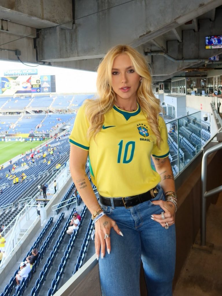 Virginia desembarca em Nova York para iniciar cobertura da Copa do Mundo como correspondente