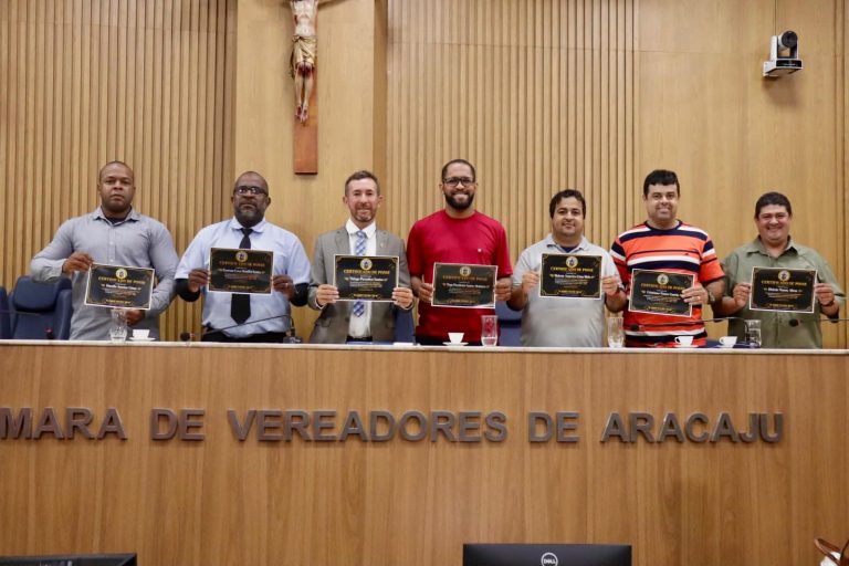 Nova diretoria do SIMETAFRE toma posse e reforça luta pela regulamentação dos profissionais sobre duas rodas em Aracaju