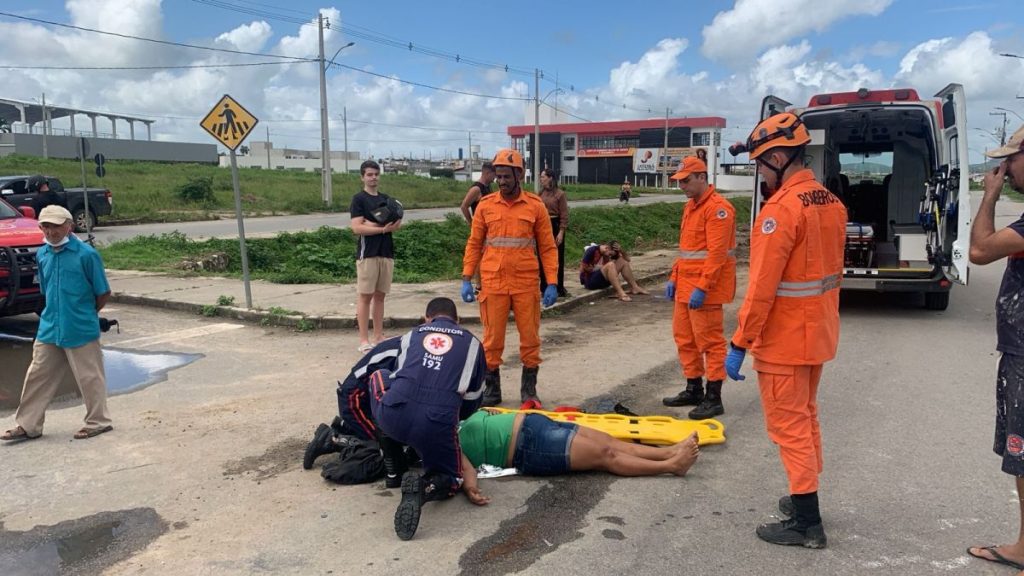 Acidente de motocicletas deixa duas pessoas feridas em Itabaiana