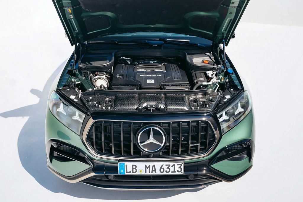 AMG revive V8 clássico em SUVs de luxo após críticas a motor elétrico