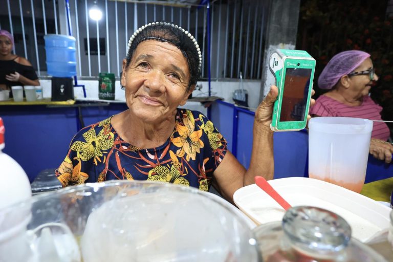 Grupo Banese fortalece tradição junina e impulsiona geração de renda na Rua São João