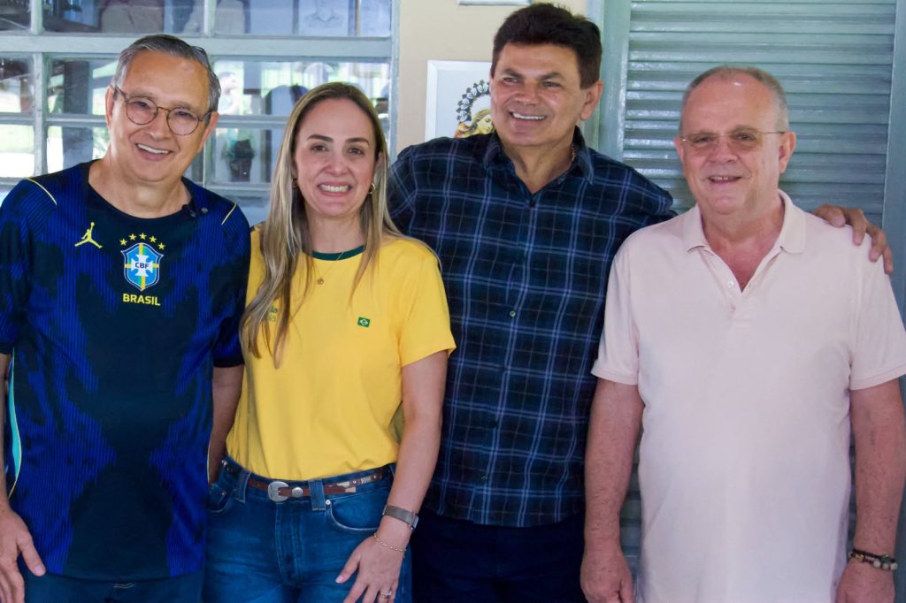 Belivaldo recebe Eduardo Amorim em Simão Dias em encontro político