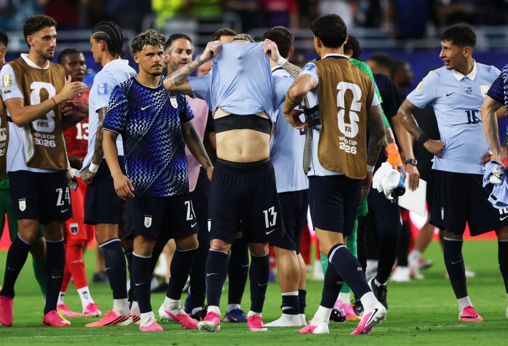 Bielsa confirma: Arrascaeta desfalca Uruguai em duelo decisivo contra Espanha