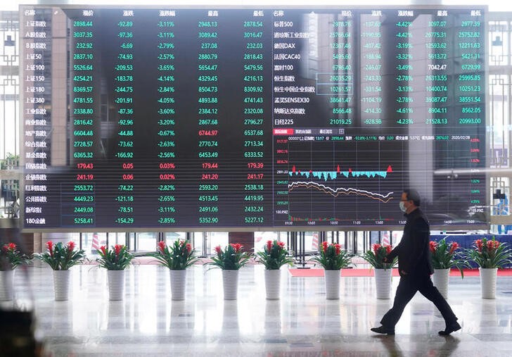 Bolsas asiáticas disparam com acordo EUA-Irã e decisão do Fed