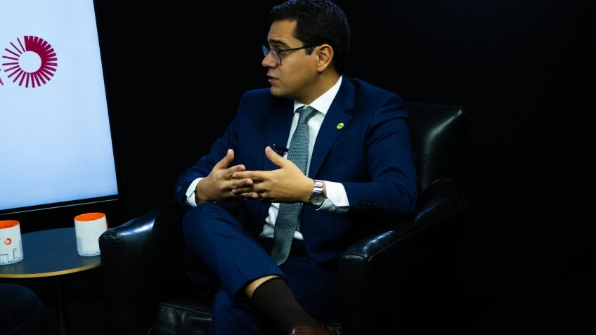 Brasil realiza 1º leilão de baterias e abre nova era no setor elétrico