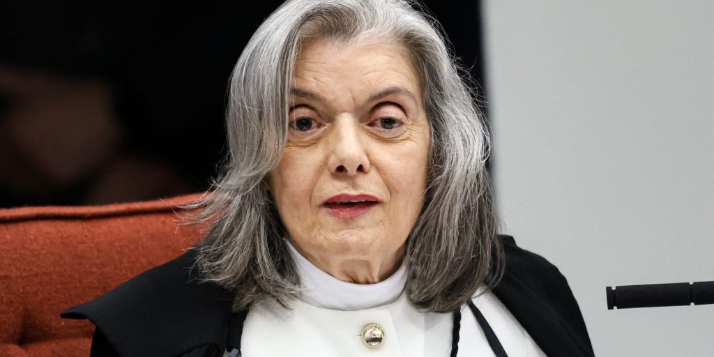 Cármen Lúcia prega confiança no Judiciário acima de popularidade