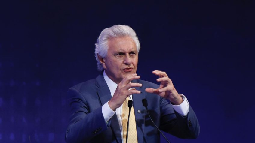 Caiado promete 4 reformas ao Congresso no 1º dia de governo