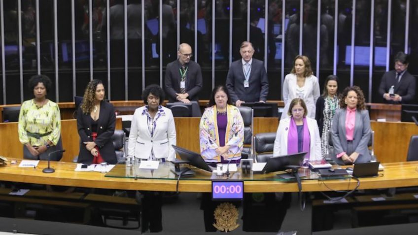 Candidaturas femininas crescem 925%, mas eleitas avançam só 210%