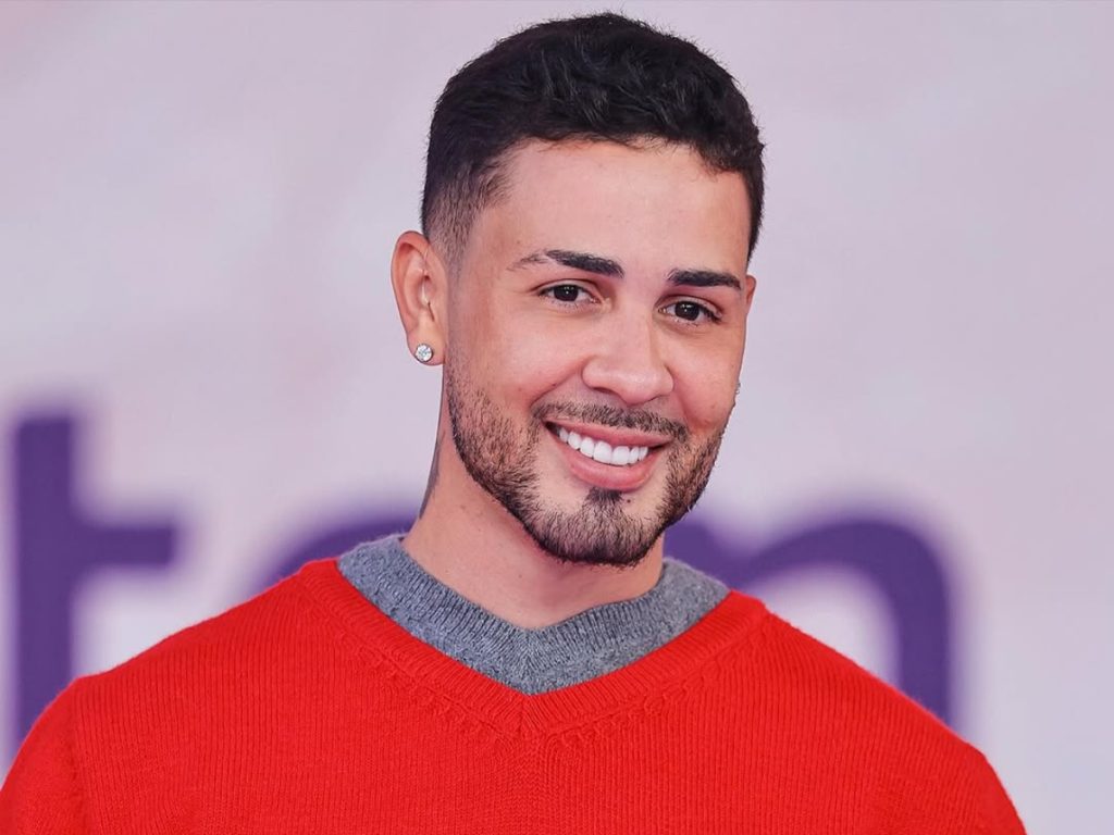 Carlinhos Maia tatua Central Park para marcar transformação em NY