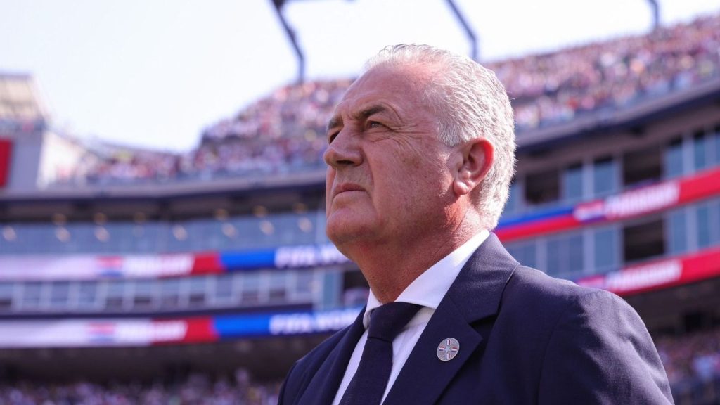 CNN apresenta série especial sobre Michel Bastos e sua trajetória no futebol