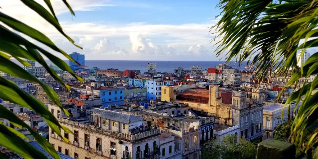 Cuba tenta driblar bloqueio dos EUA com reforma econômica de emergência