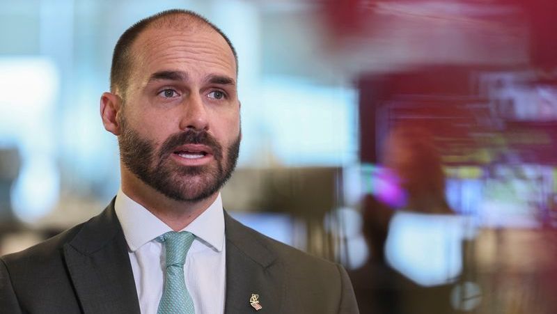 DPU defende Eduardo Bolsonaro no STF e nega crime de coação