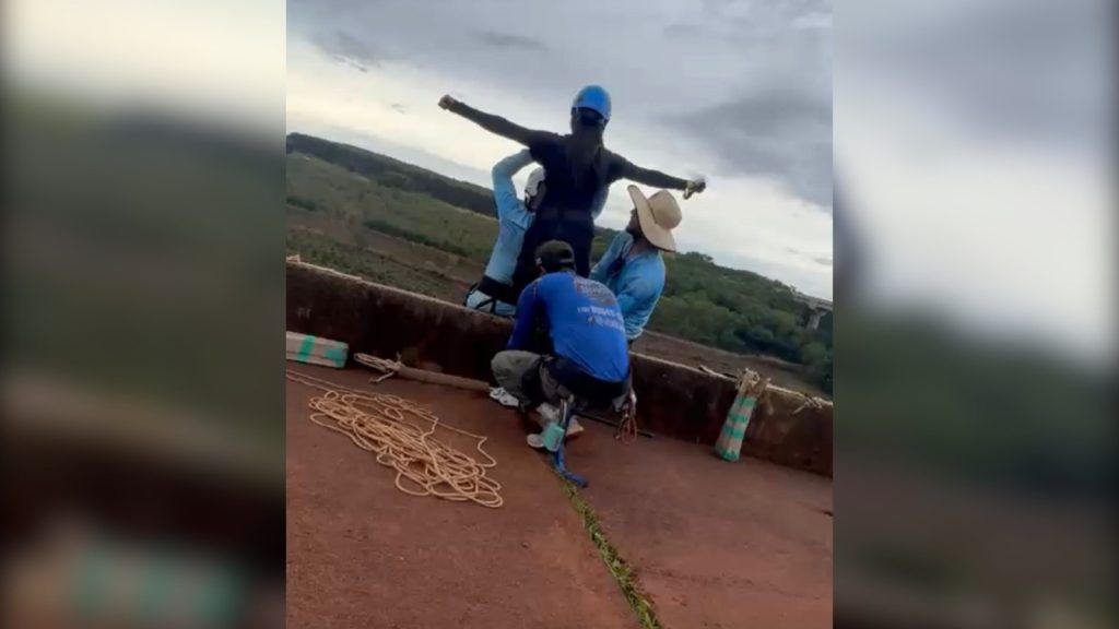 Empresa faturaria R$ 15 mil no dia em que jovem morreu em salto sem corda