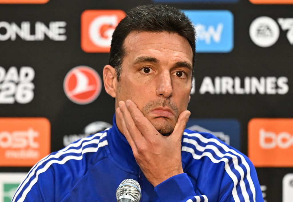 Escalação indefinida: Scaloni ainda tem dúvidas a um dia da Copa