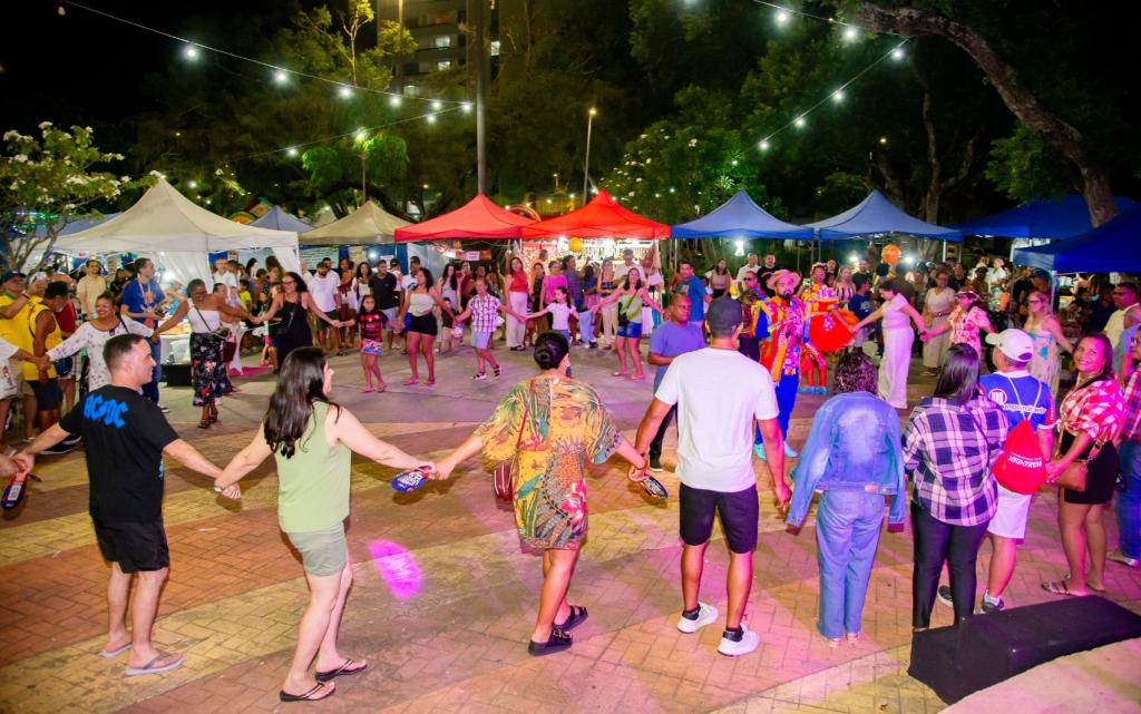 Fecomércio e Prefeitura animam Aracaju com música, cultura e gastronomia 10 fecom-rcio-e-prefeitura-animam-aracaju-com-m-sica-cultura-e-20260617