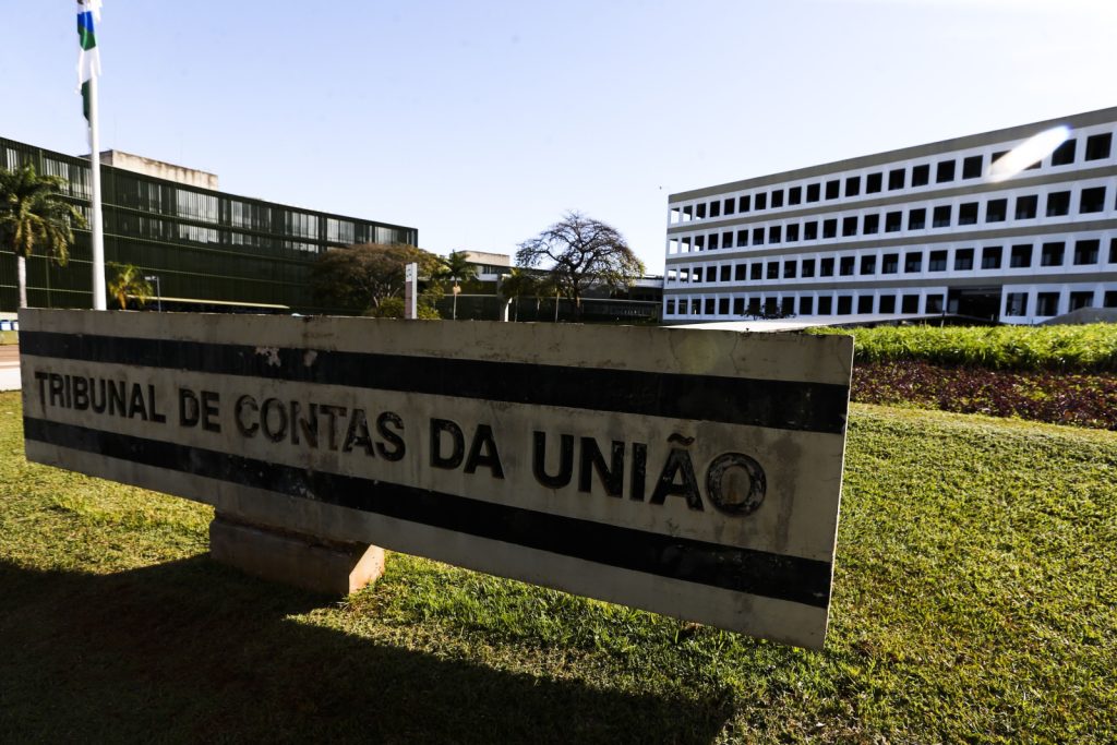 Ferrovia em MT vai escoar 10 mi de toneladas de grãos por ano