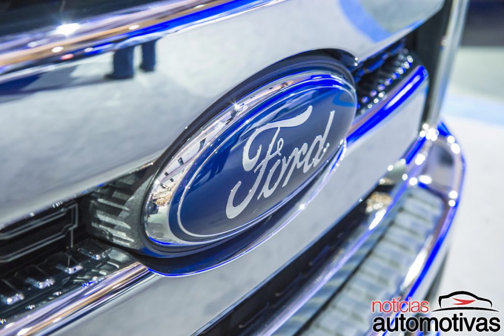 Ford admite desafios com IA e processos digitais e traz veteranos para recuperar know-how