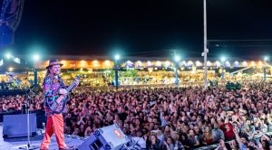 Geraldo Azevedo, Matheus e Kauan e Brasil animam noite de São João no Arraiá do Povo