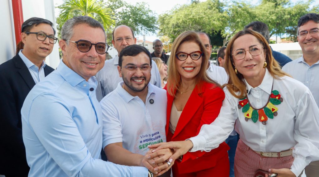 Governador debate pesca e aquicultura na etapa estadual da 4ª Conferência Nacional