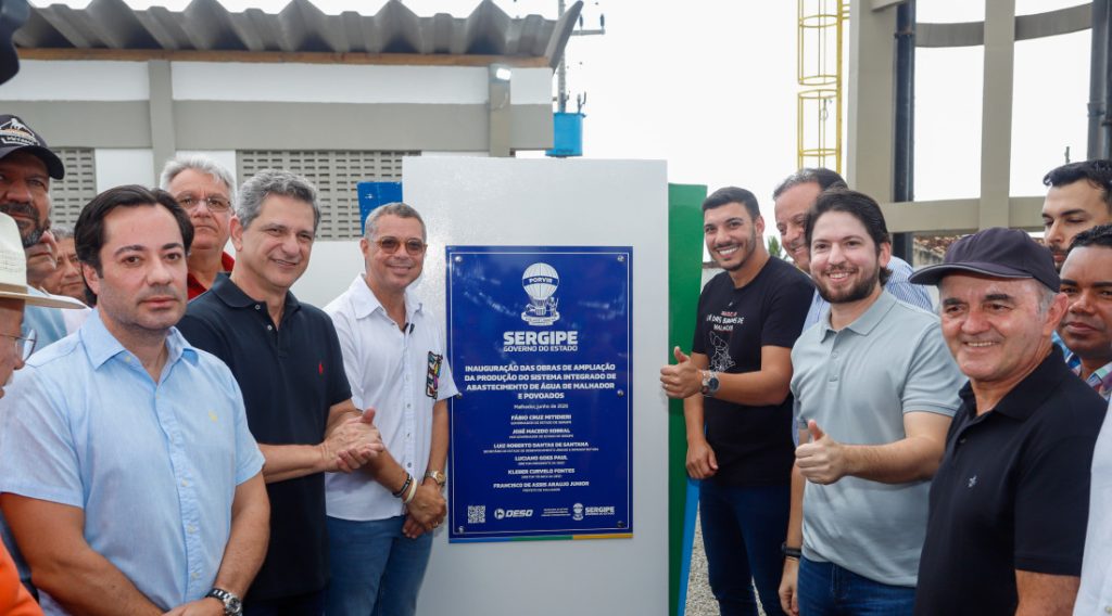 Governador entrega obras hídricas em Malhador e Moita Bonita e autoriza nova rodovia